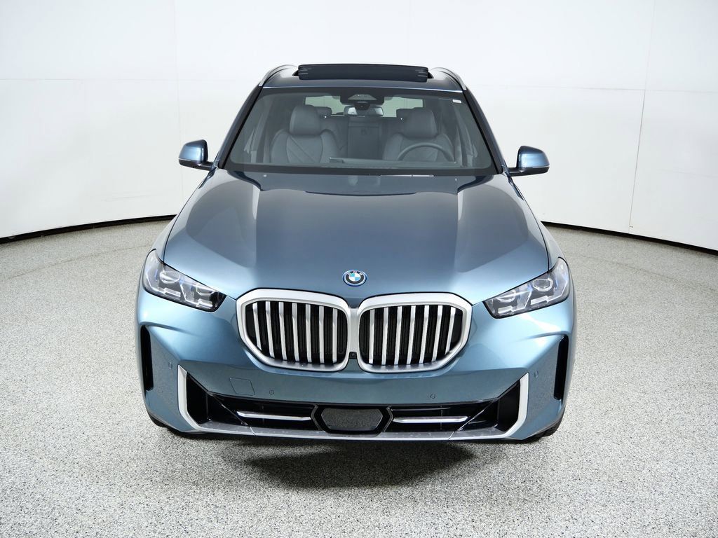 Thumbnail: 2026 BMW X5 - 18