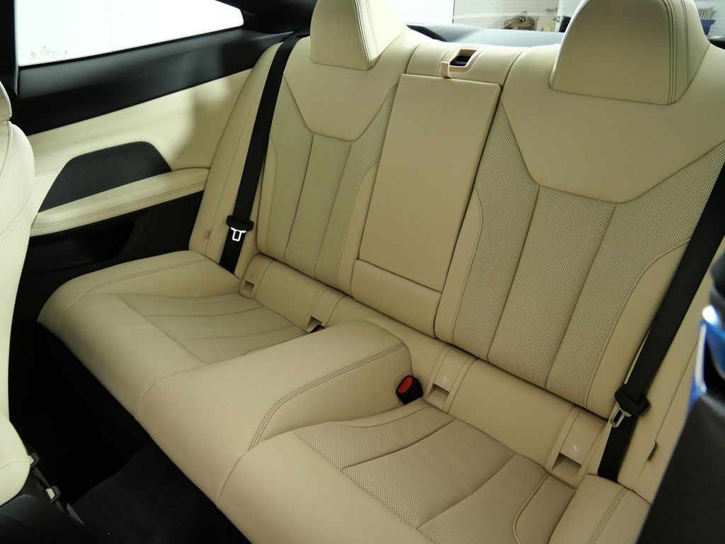 Thumbnail: 2026 BMW 4 Series - 29