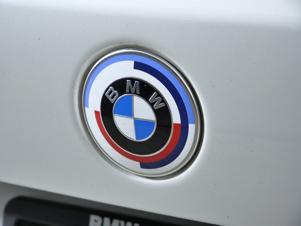 Thumbnail: 2023 BMW X5 - 11