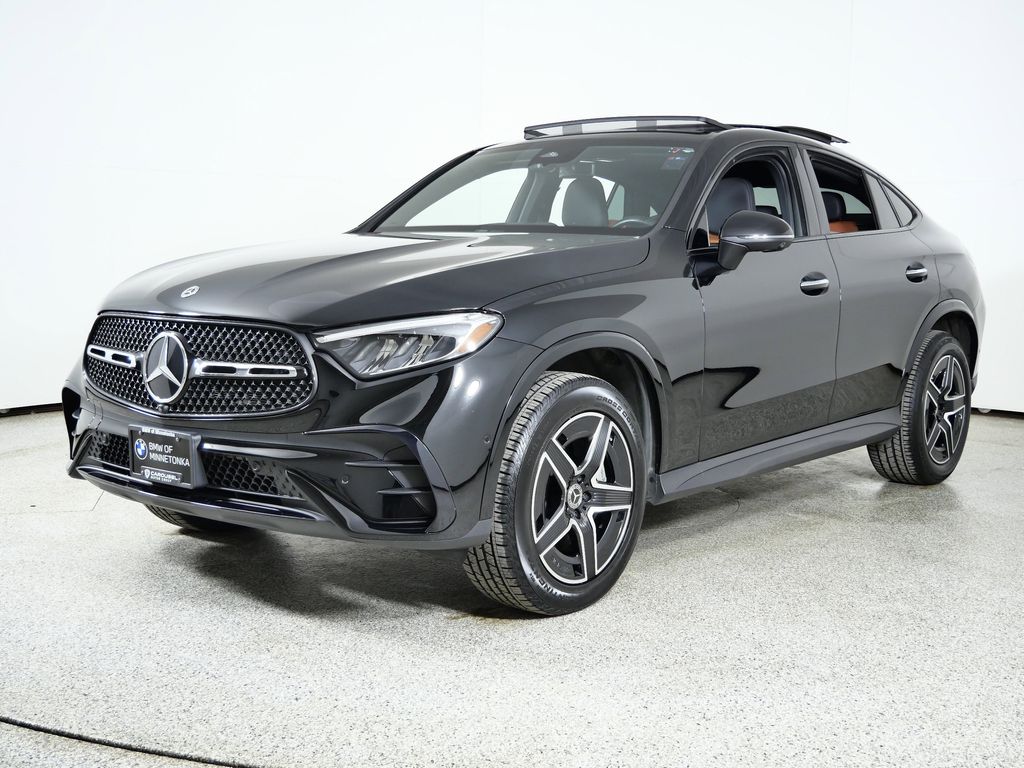 Thumbnail: 2024 Mercedes-Benz GLC - 1