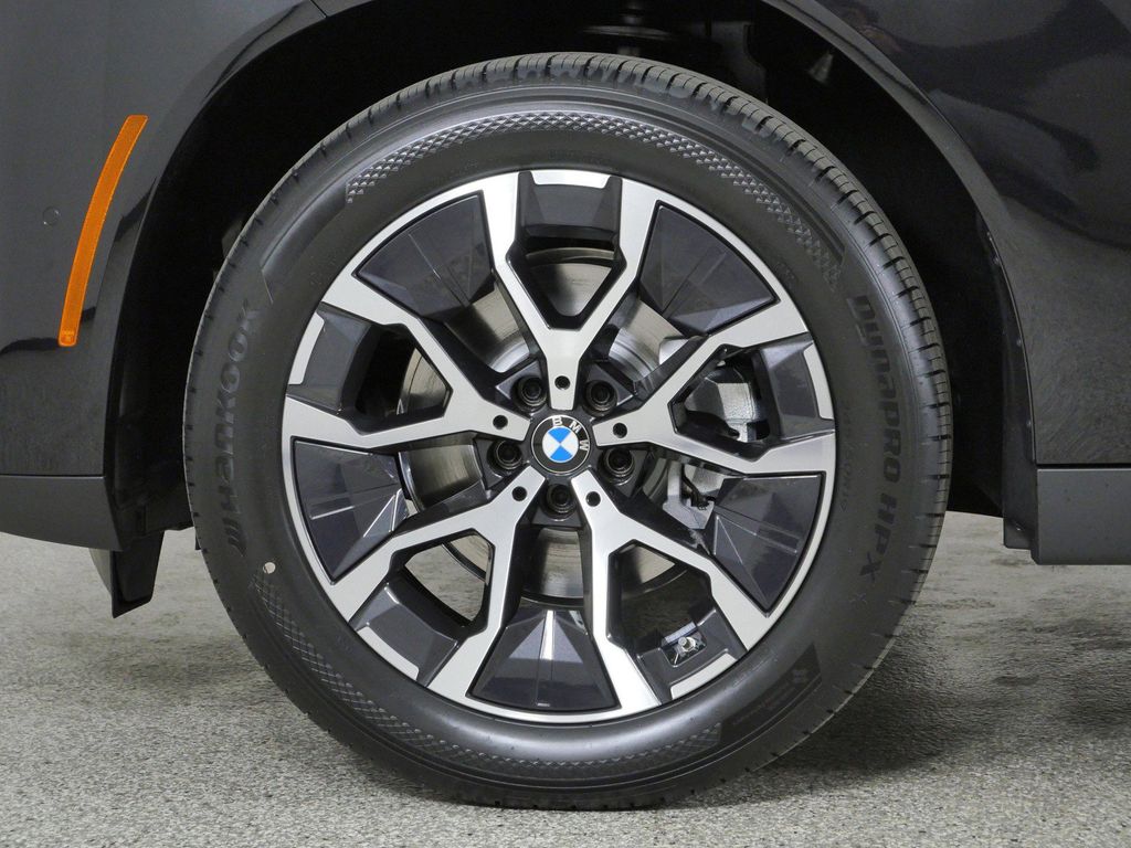 Thumbnail: 2026 BMW X3 - 16