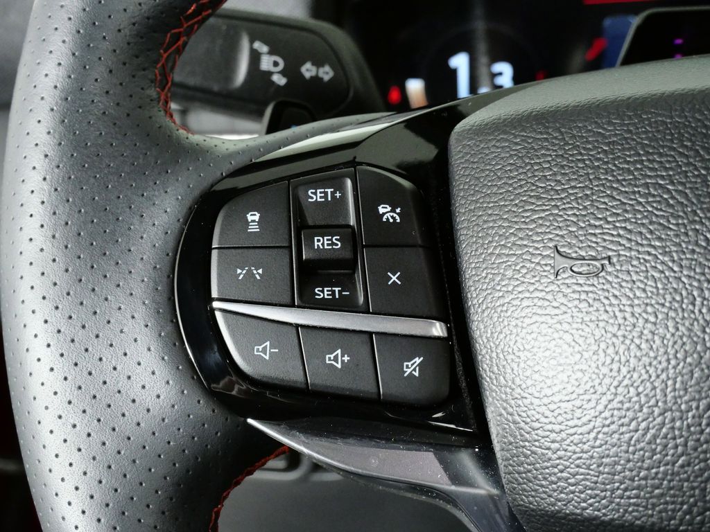 Thumbnail: 2025 Ford Explorer - 41