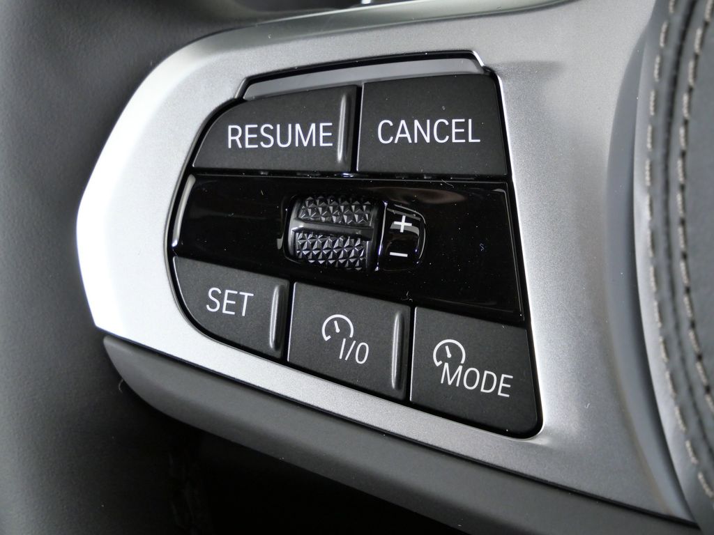 Thumbnail: 2026 BMW X5 - 41