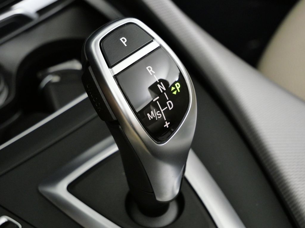 Thumbnail: 2019 BMW 2 Series - 45