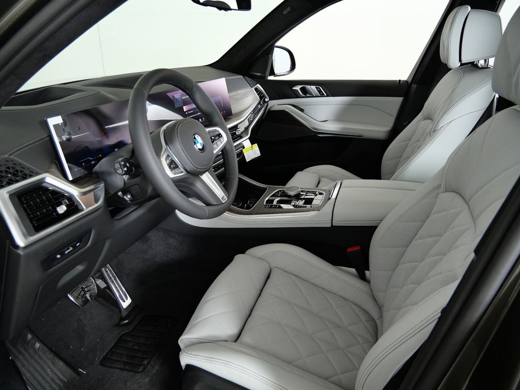 Thumbnail: 2026 BMW X5 - 35