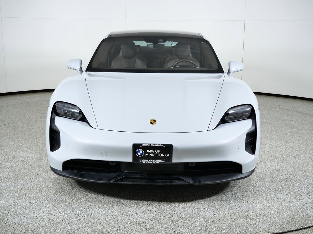 Thumbnail: 2024 Porsche Taycan - 3