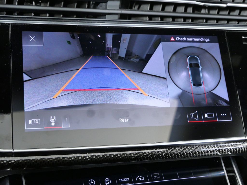 Thumbnail: 2023 Audi SQ8 - 50