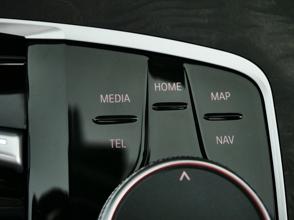 Thumbnail: 2026 BMW X7 - 46