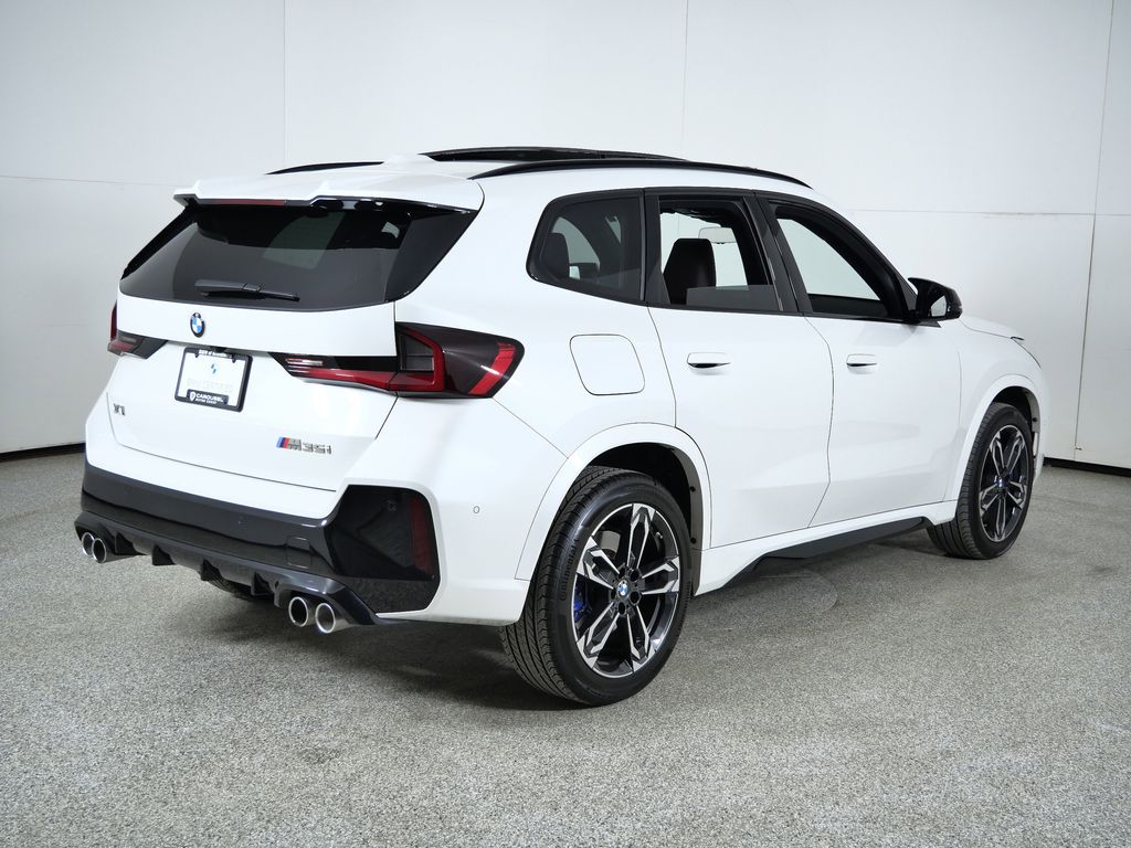 Thumbnail: 2025 BMW X1 - 11