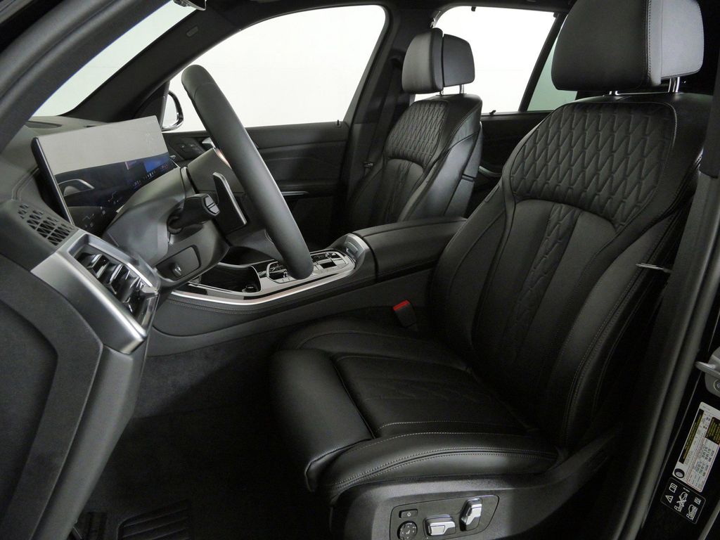 Thumbnail: 2026 BMW X5 - 36