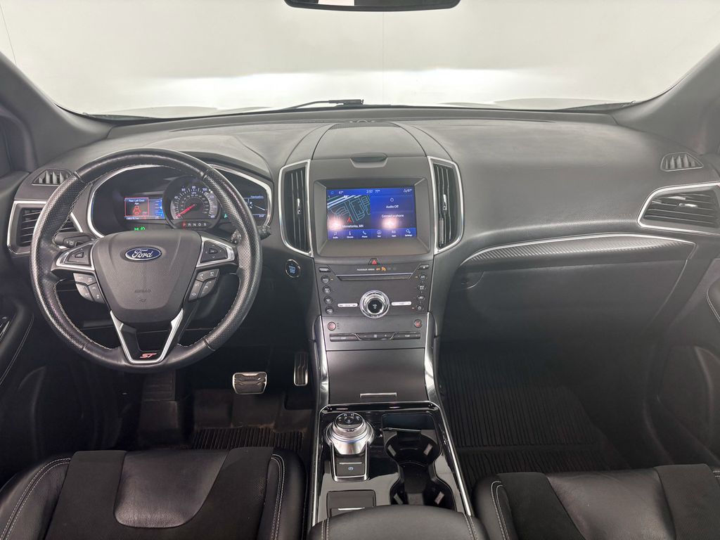 Thumbnail: 2019 Ford Edge - 9