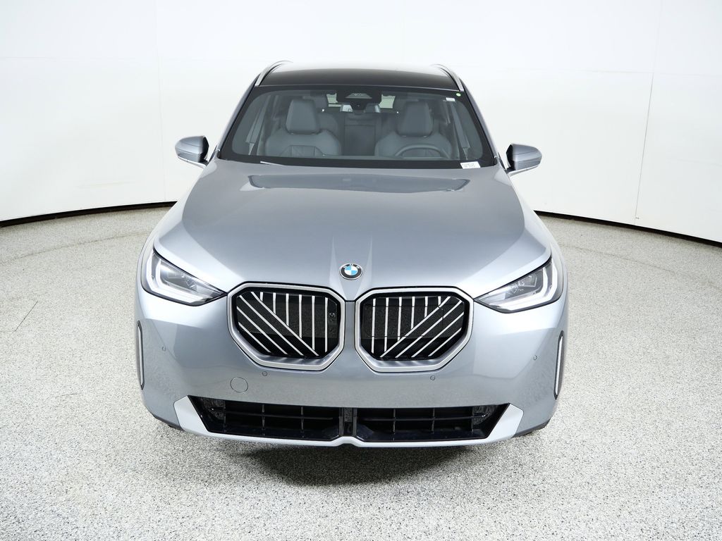 Thumbnail: 2026 BMW X3 - 16