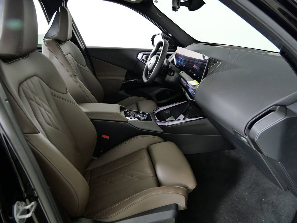 Thumbnail: 2026 BMW X3 - 22