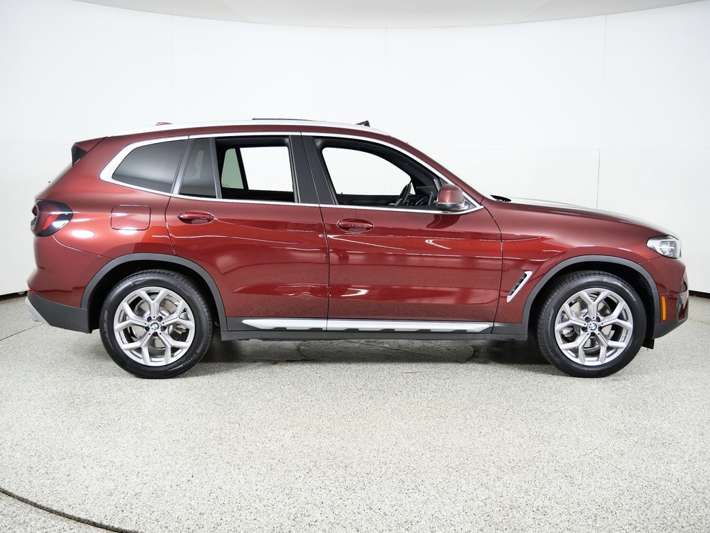 Thumbnail: 2023 BMW X3 - 10