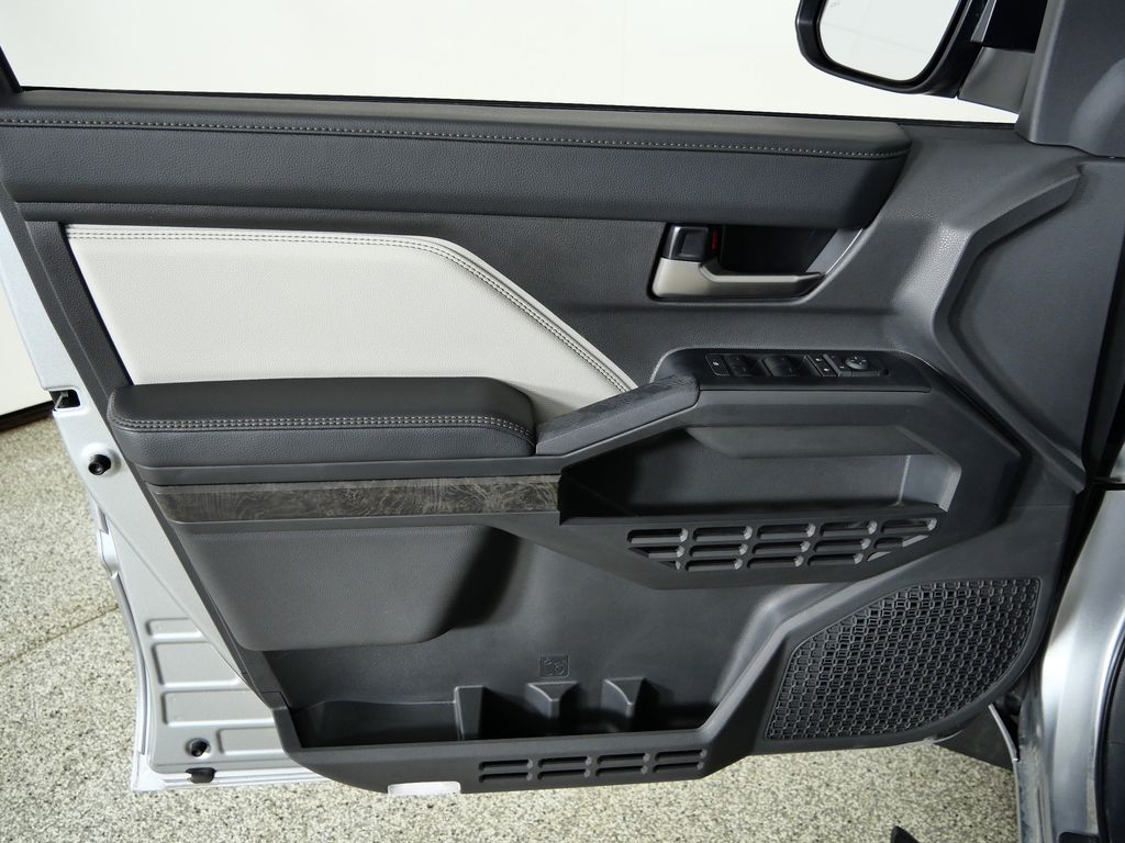 Thumbnail: 2025 Toyota Tacoma - 33