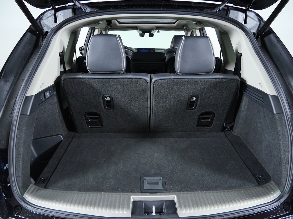 Thumbnail: 2024 Acura MDX - 25