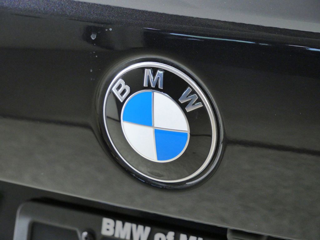 Thumbnail: 2026 BMW X5 - 11