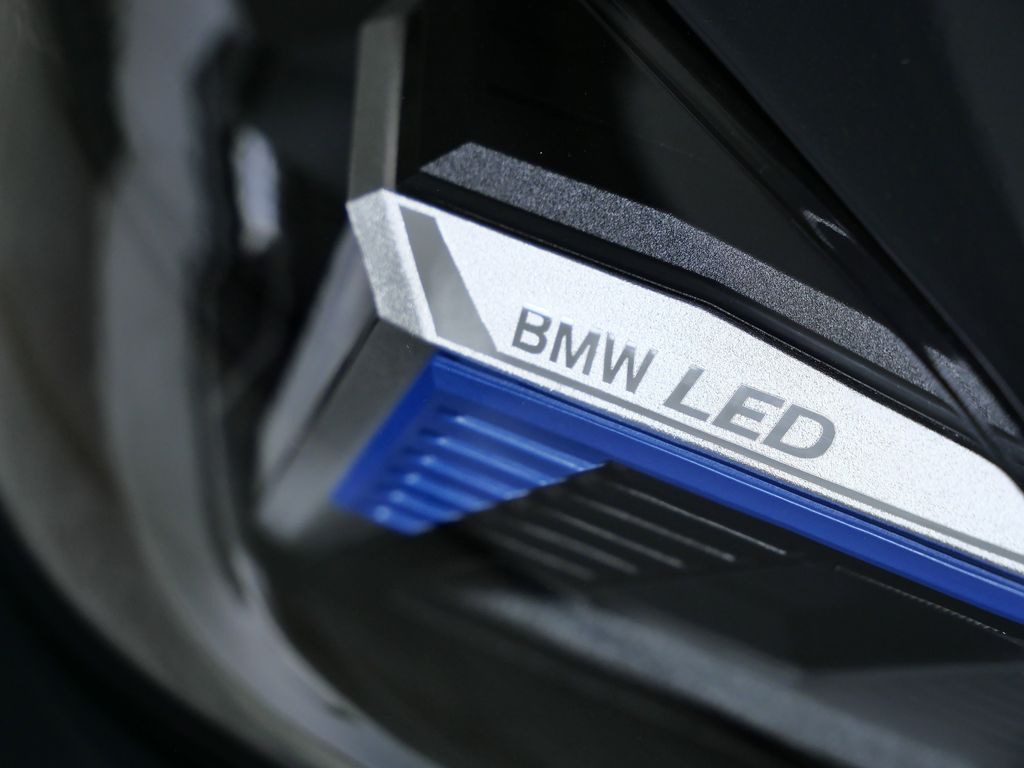 Thumbnail: 2026 BMW M4 - 4