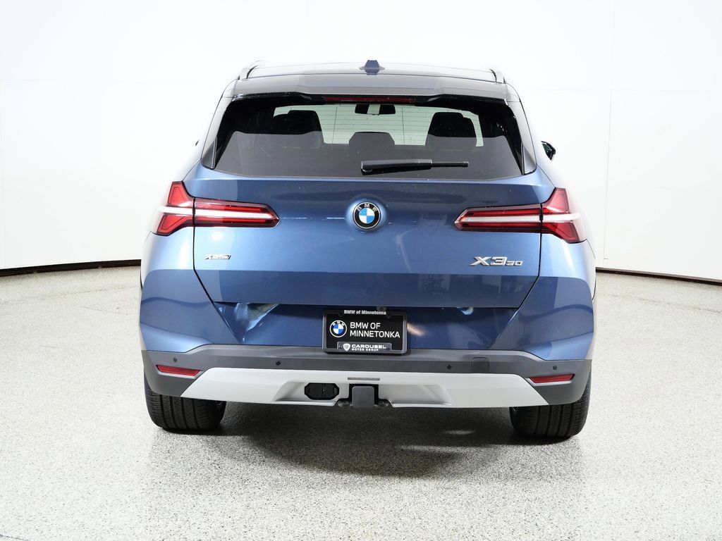 Thumbnail: 2026 BMW X3 - 12