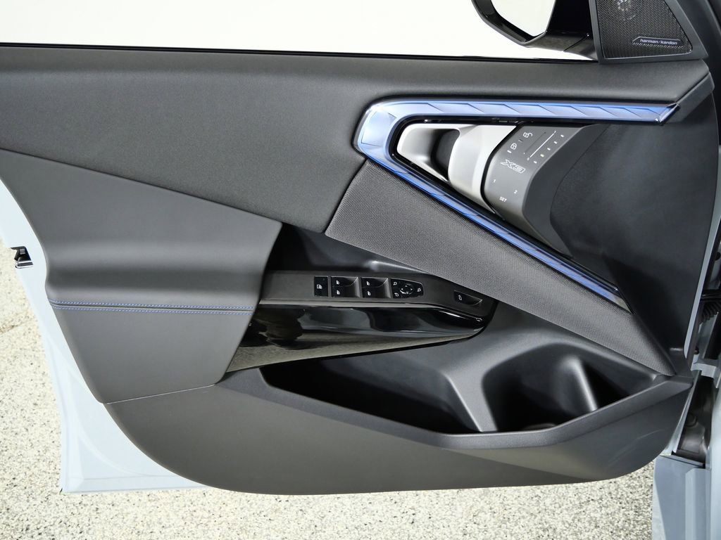 Thumbnail: 2026 BMW X3 - 35