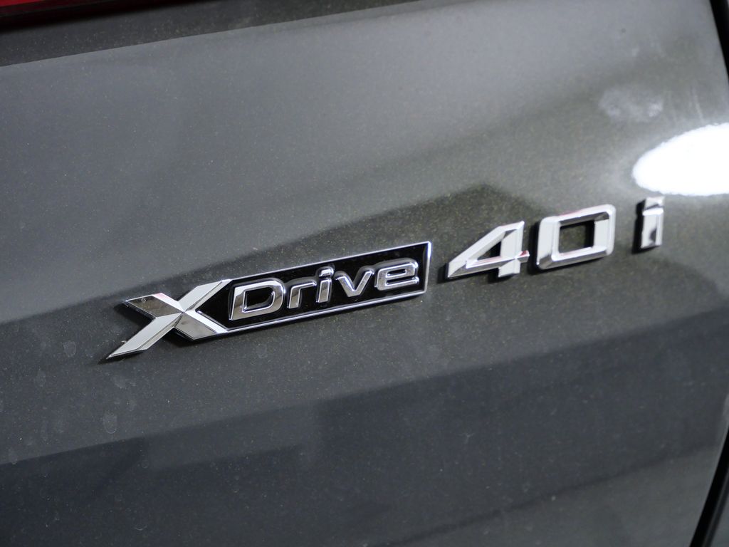 Thumbnail: 2026 BMW X6 - 12