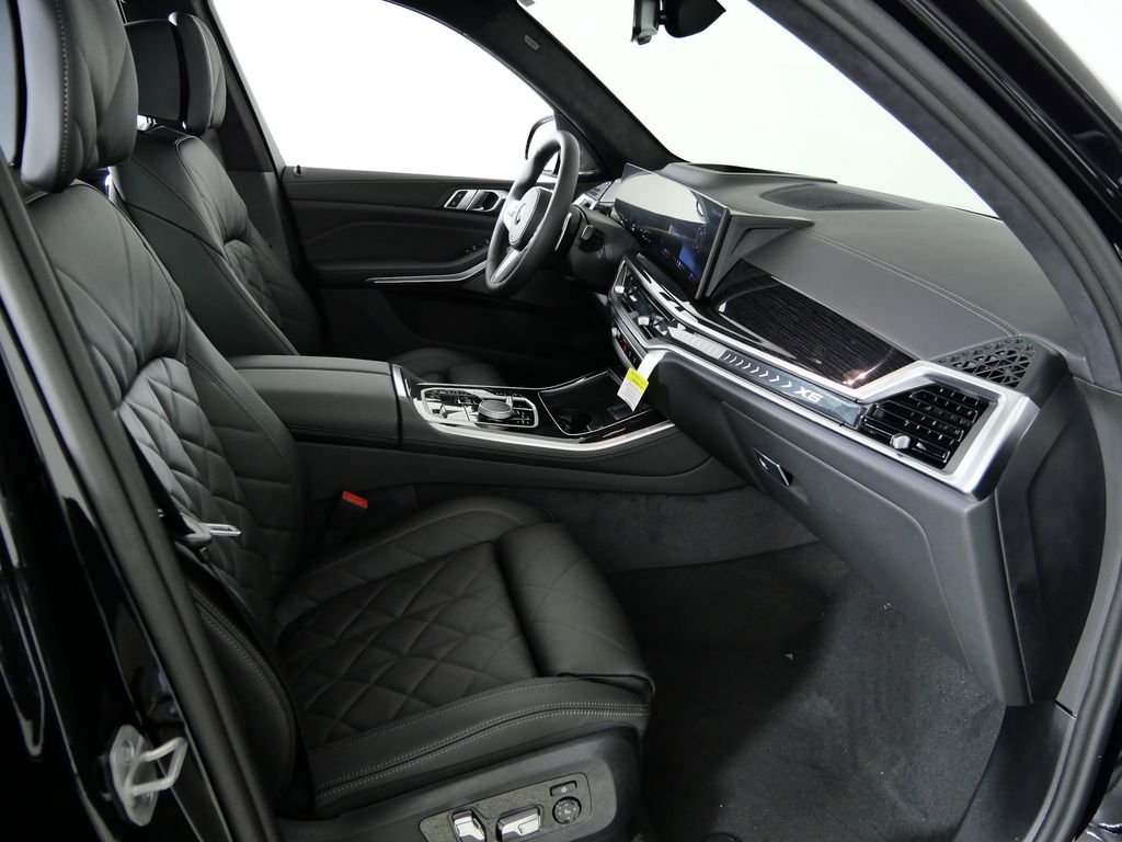 Thumbnail: 2026 BMW X5 - 20