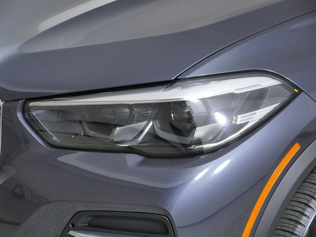 Thumbnail: 2022 BMW X5 - 3
