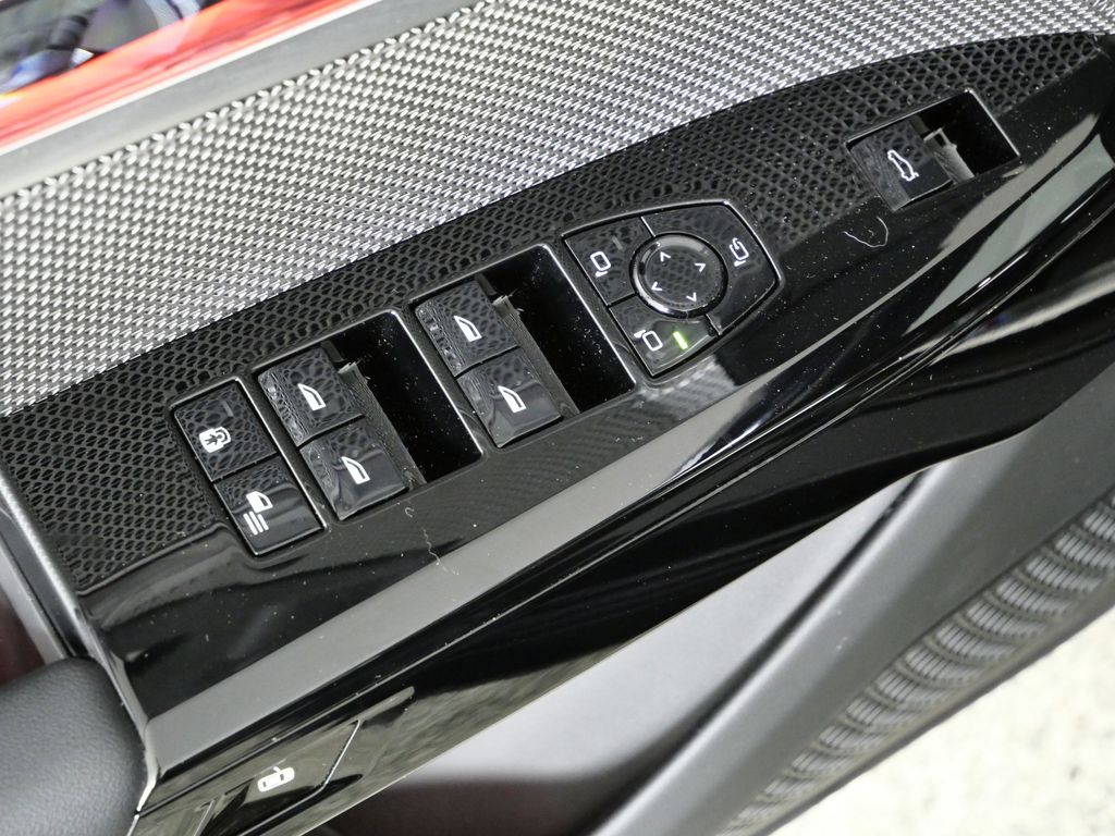 Thumbnail: 2025 BMW 7 Series - 37