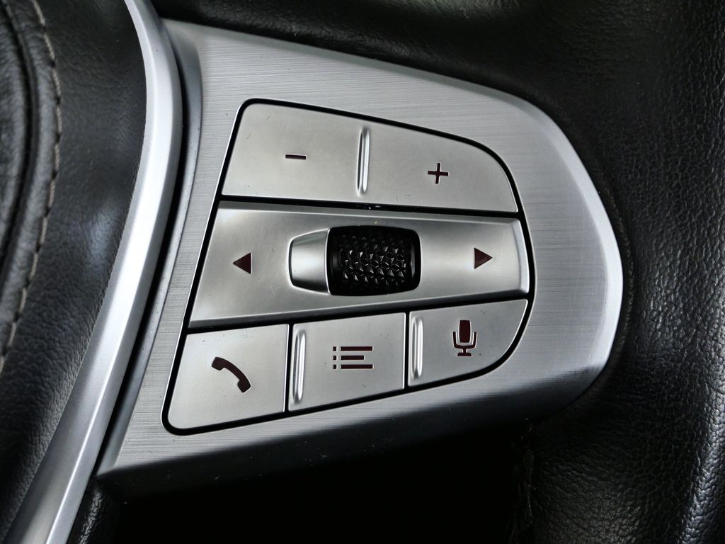 Thumbnail: 2022 BMW X7 - 42