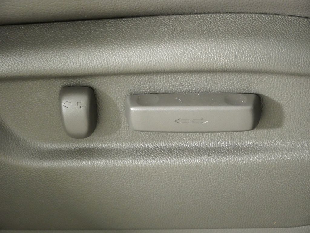 Thumbnail: 2014 Honda Odyssey - 23