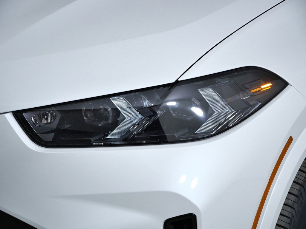 Thumbnail: 2026 BMW X5 - 3