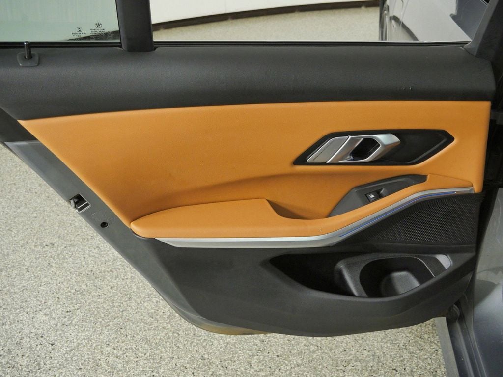 Thumbnail: 2023 BMW 3 Series - 29
