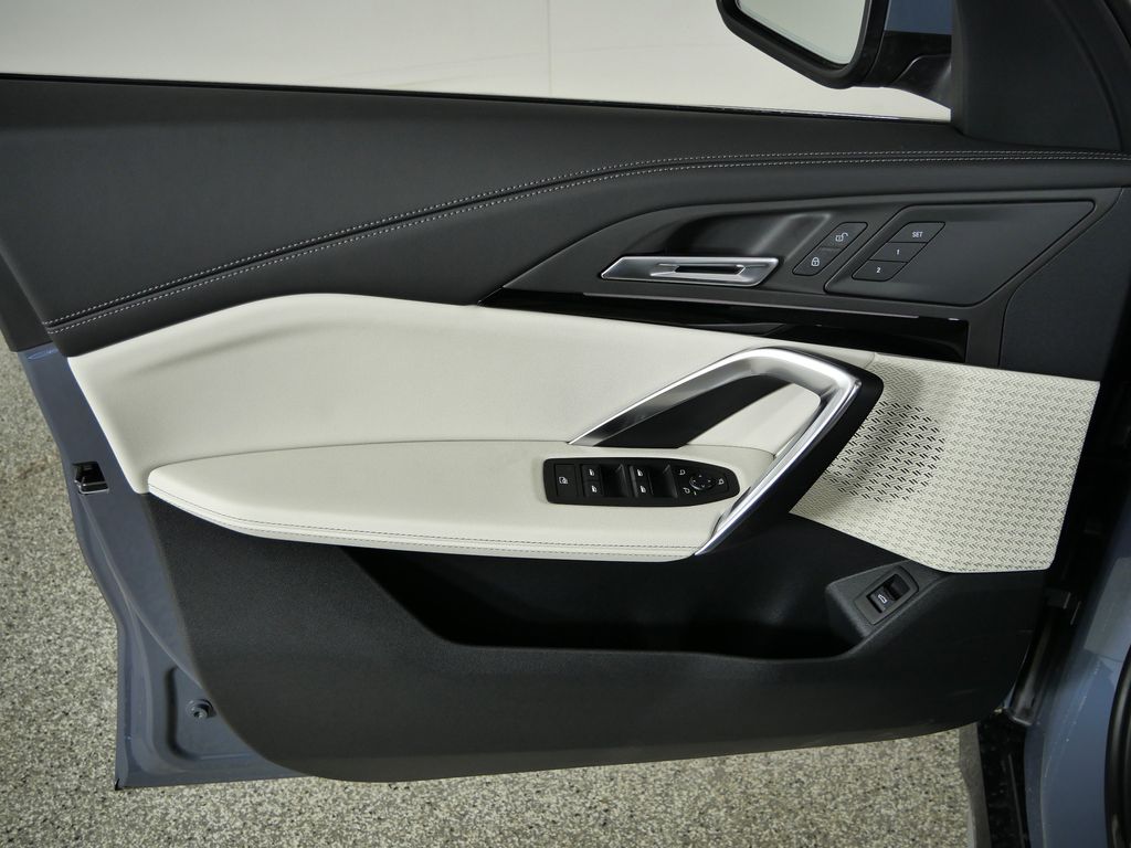 Thumbnail: 2026 BMW X1 - 31