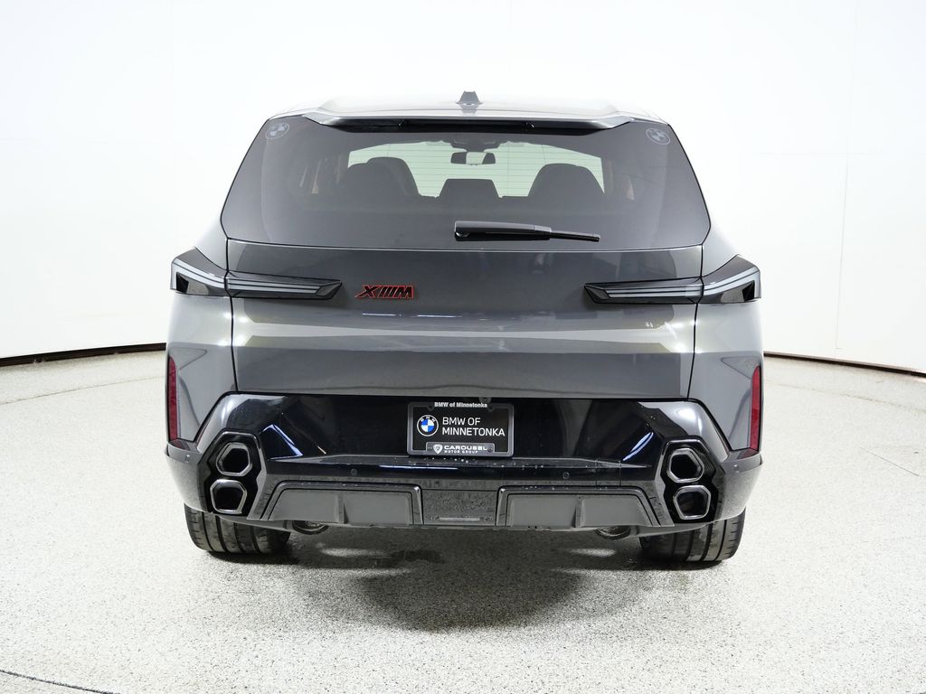 Thumbnail: 2026 BMW XM - 10