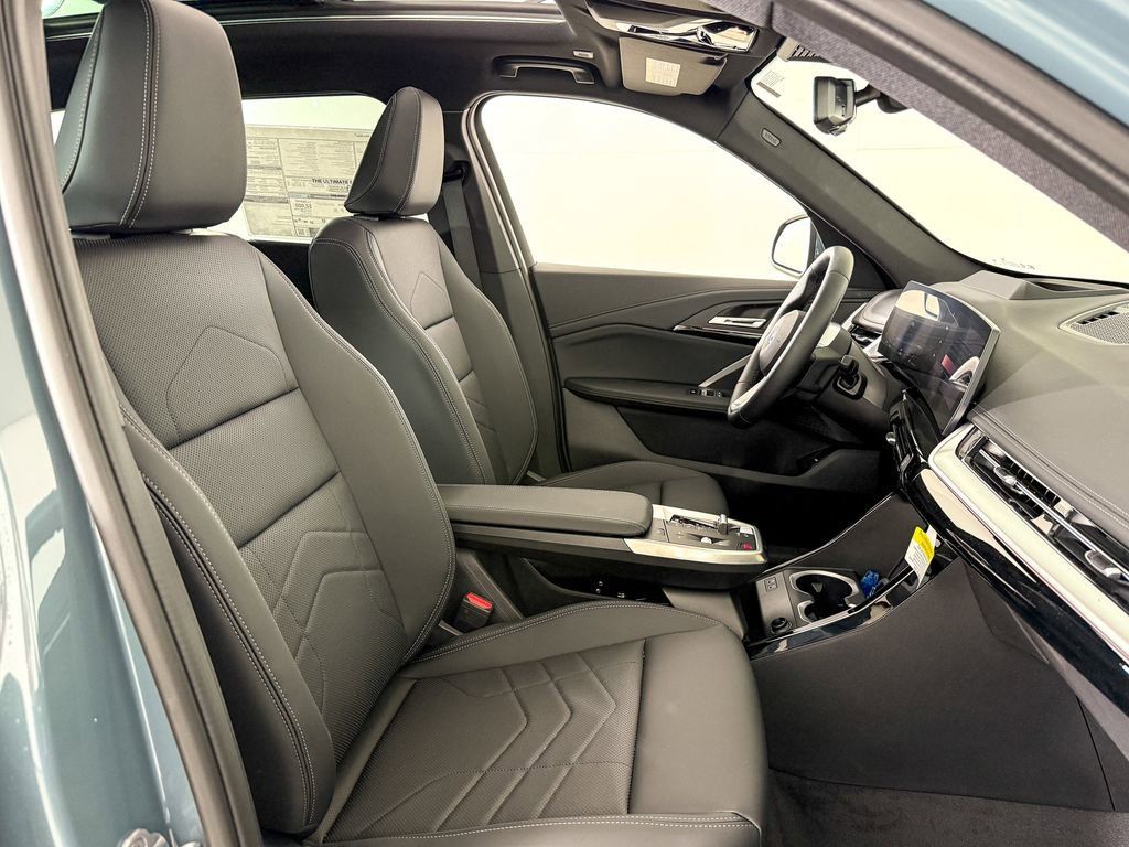 Thumbnail: 2025 BMW X1 - 22