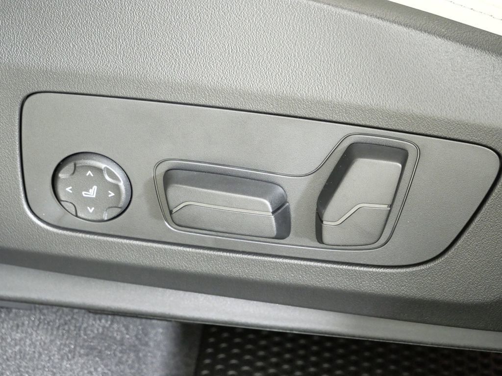 Thumbnail: 2026 BMW X1 - 40