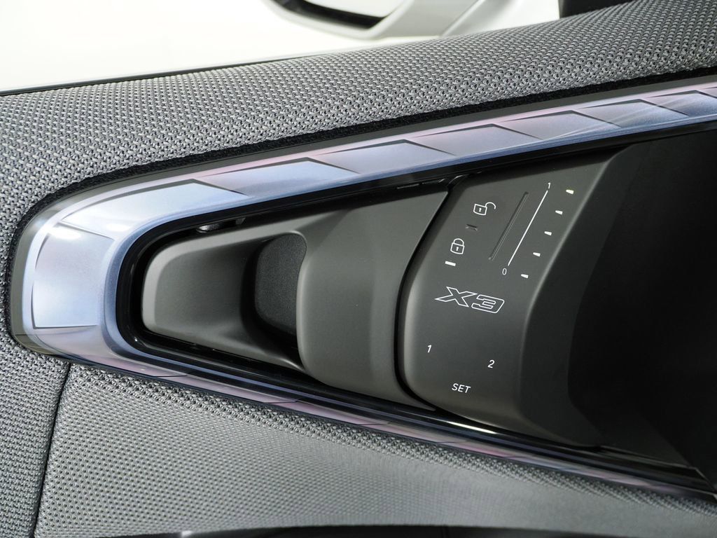 Thumbnail: 2025 BMW X3 - 35