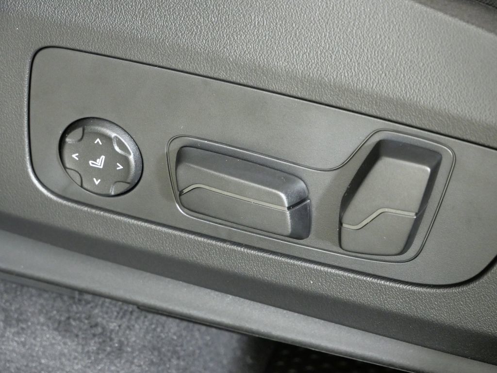 Thumbnail: 2026 BMW X1 - 40