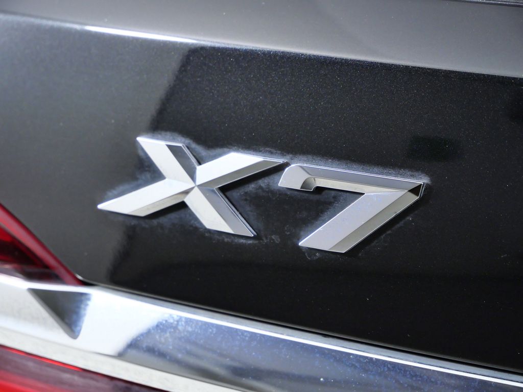 Thumbnail: 2020 BMW X7 - 14