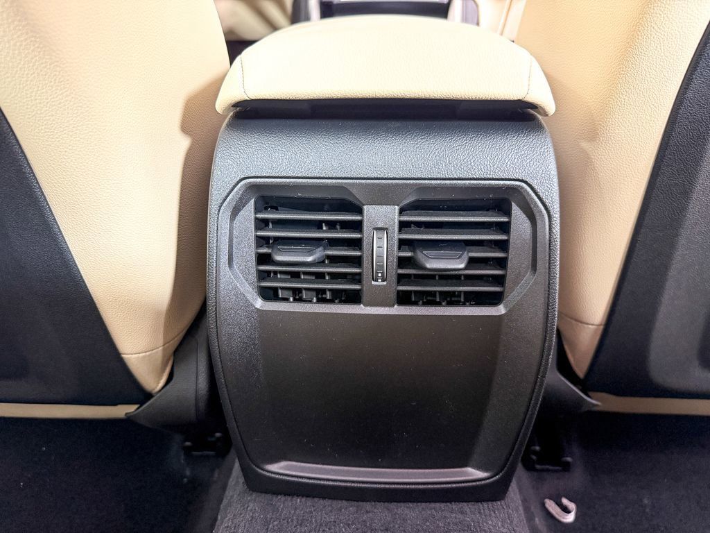 Thumbnail: 2026 BMW 4 Series - 29