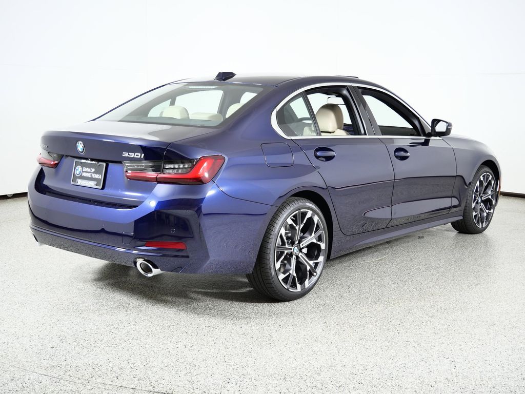 Thumbnail: 2026 BMW 3 Series - 9