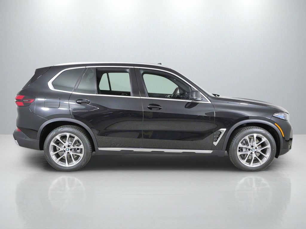 Thumbnail: 2026 BMW X5 - 8
