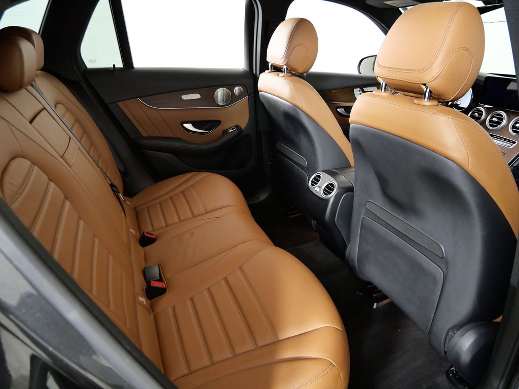 Thumbnail: 2021 Mercedes-Benz GLC - 26