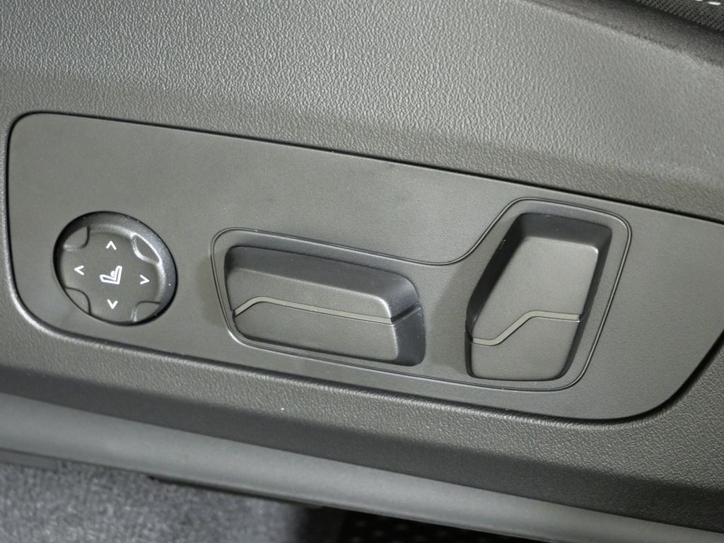 Thumbnail: 2026 BMW X1 - 38