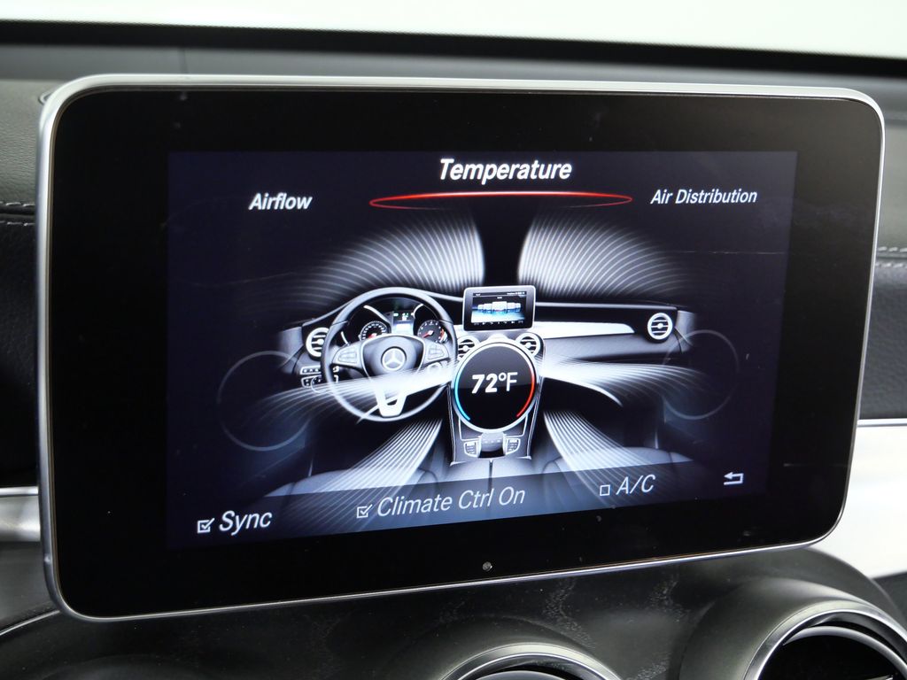 Thumbnail: 2019 Mercedes-Benz GLC - 43