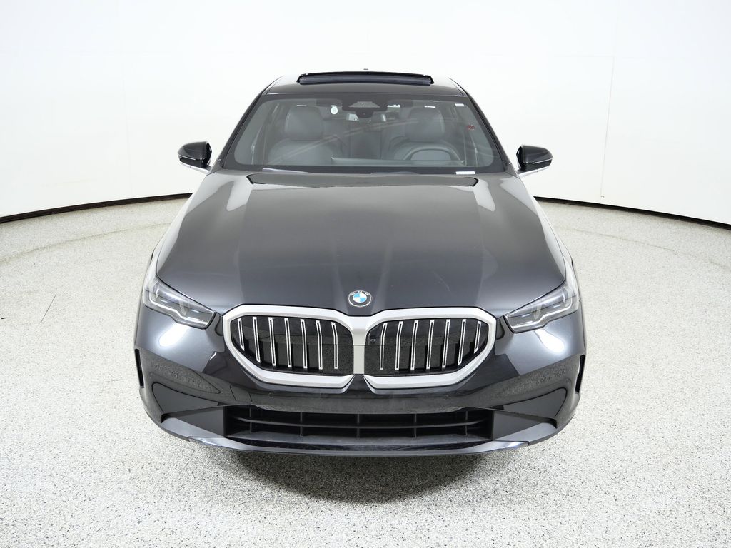 Thumbnail: 2026 BMW 5 Series - 16