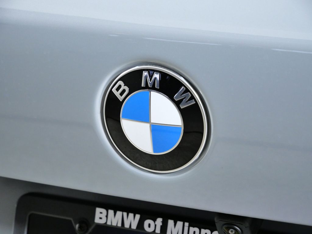 Thumbnail: 2026 BMW X5 - 11