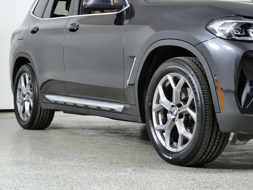 Thumbnail: 2023 BMW X3 - 8