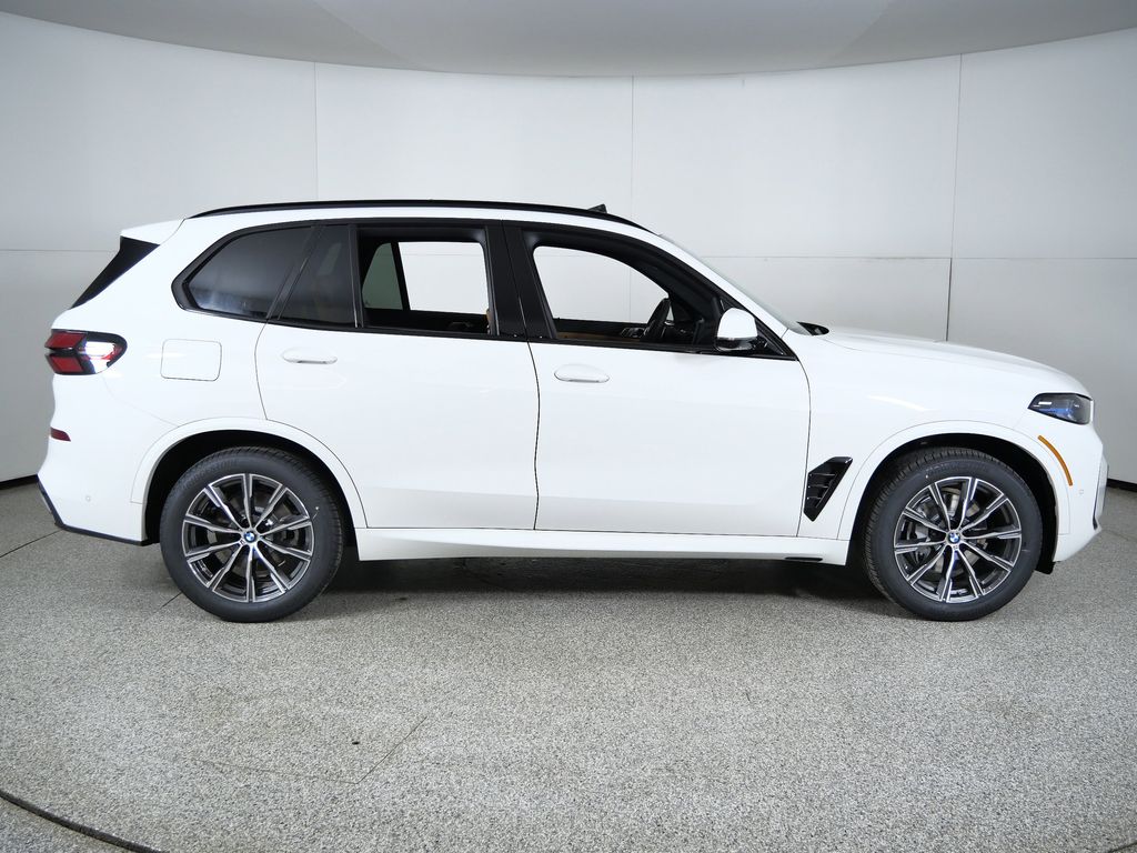 Thumbnail: 2026 BMW X5 - 8
