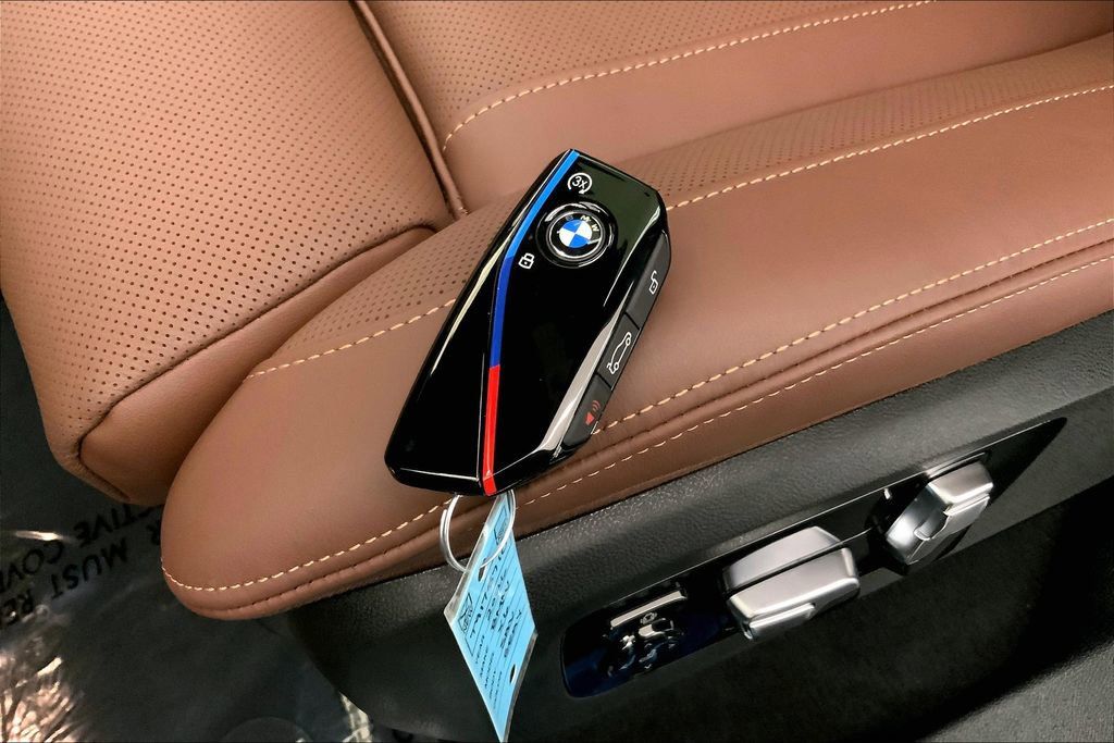 Thumbnail: 2026 BMW X6 - 20